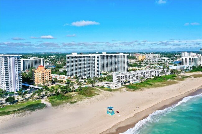 Building Photo - 525 N Ocean Blvd