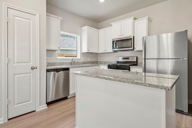 Building Photo - 10351 Red Cardinal Dr