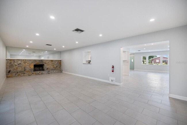 Building Photo - 1169 Carmella Cir