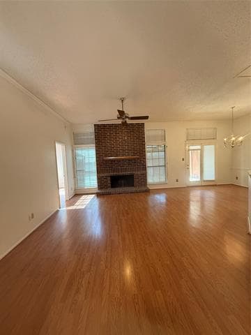 Building Photo - 5210 Manhassett Dr