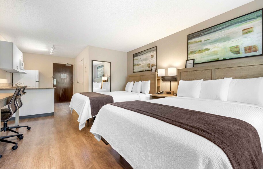 Building Photo - Furnished Studio-San Diego - Carlsbad Village by the Sea