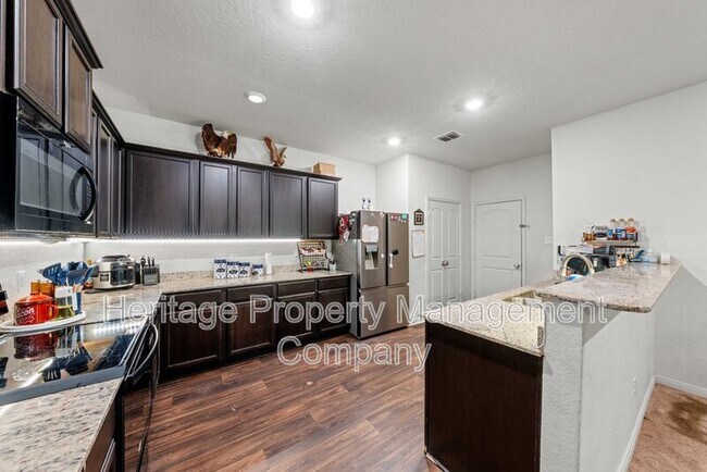 Building Photo - 739 Veloway Trail