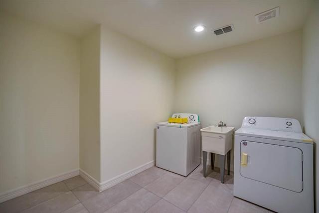 Building Photo - 6219 Del Norte Ln