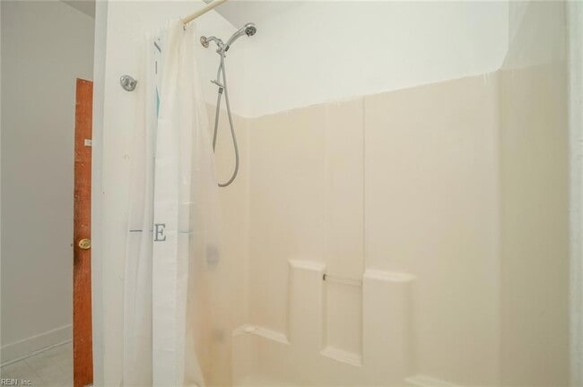 Building Photo - 3901 Newport Ave