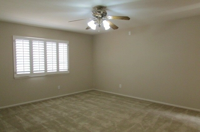 Building Photo - Beautiful 5 Bedroom 4 Bathroom Home in Wes...