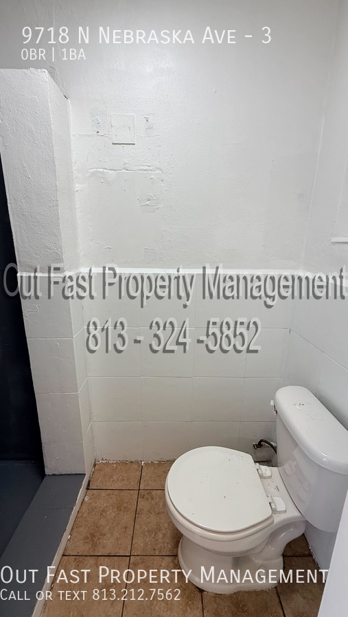 Building Photo - 9718 N Nebraska Ave