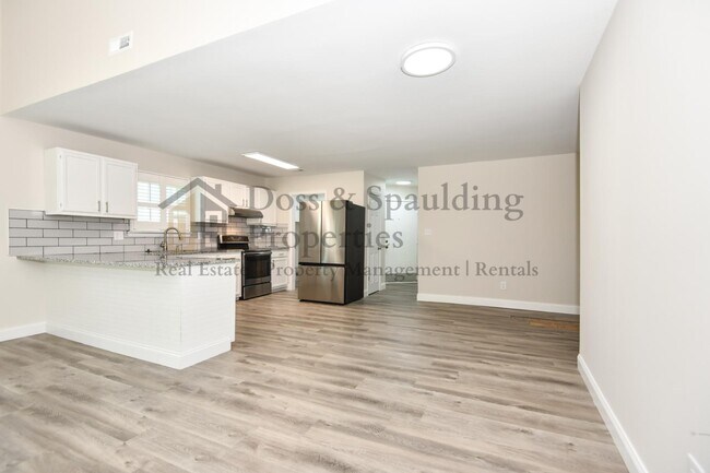 Building Photo - 3624 Heathrow Dr