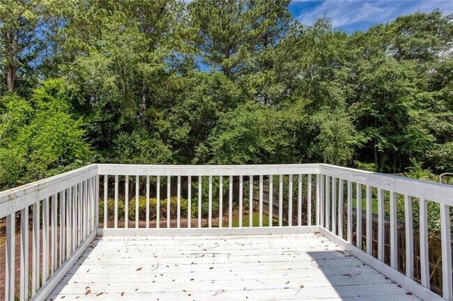 Building Photo - 5414 Sweetsprings Dr SW