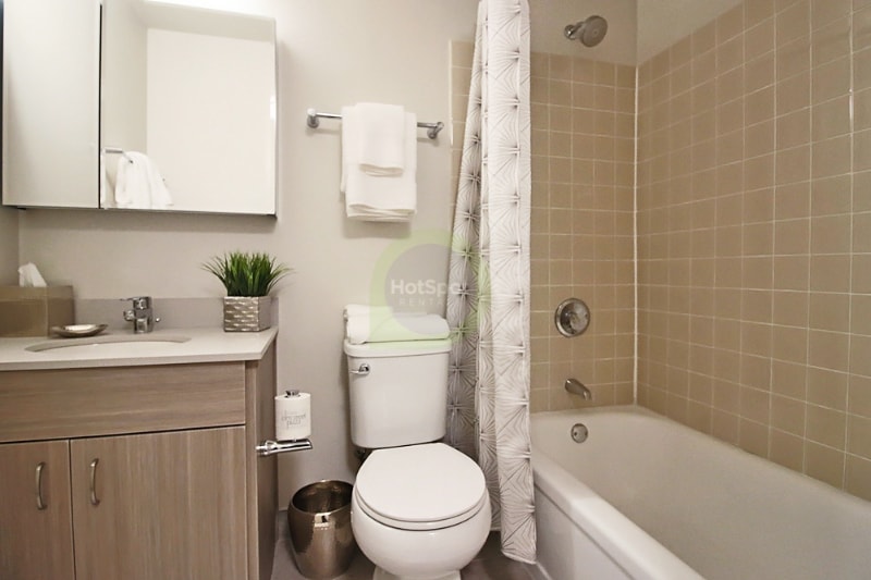 Building Photo - 63 W Elm St