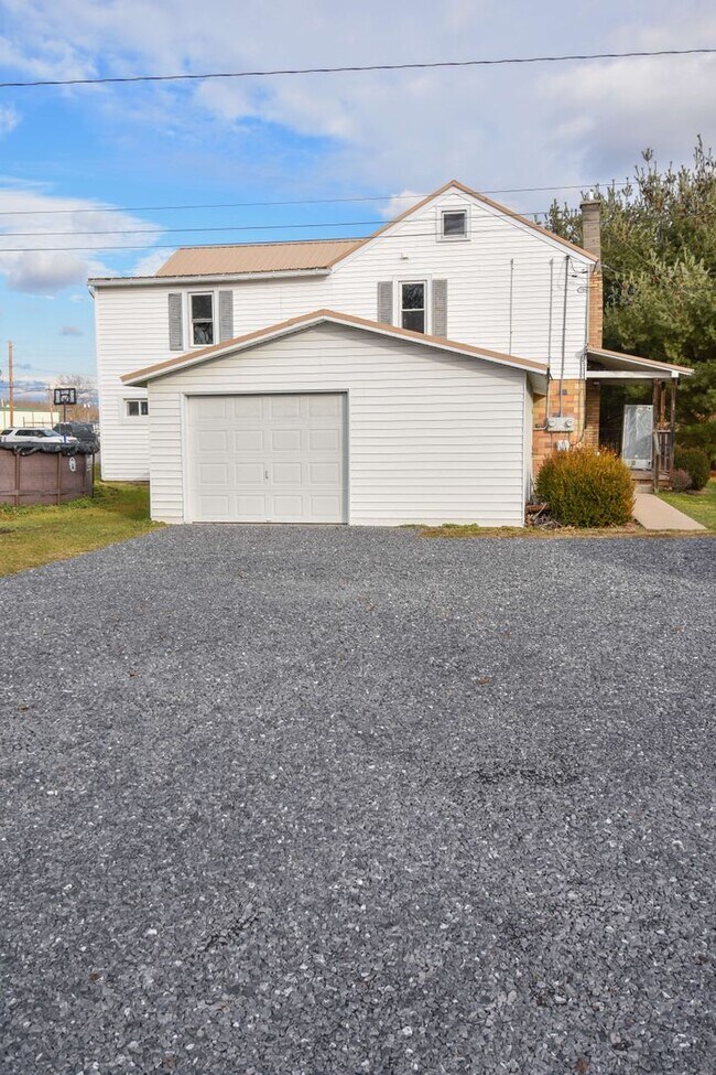 Building Photo - MT20