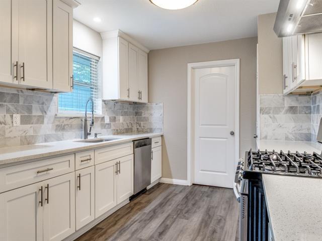 Building Photo - 3024 Stanford Dr