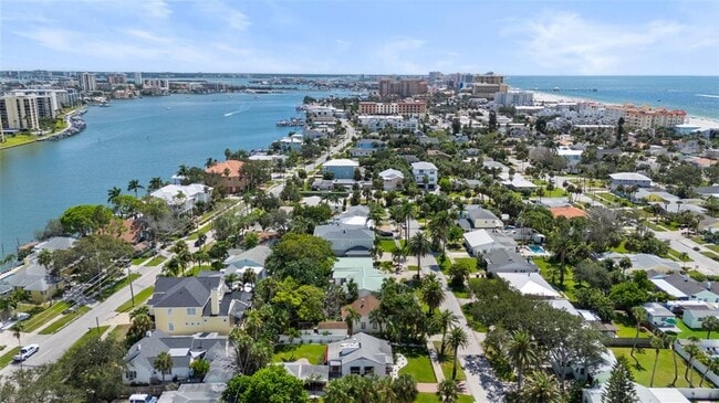 Building Photo - 759 Lantana Ave