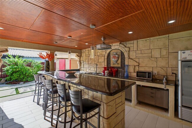 Building Photo - Southwest 127th Avenue, Miami, FL 33175 - 3 BR 2.5 BA single-family home