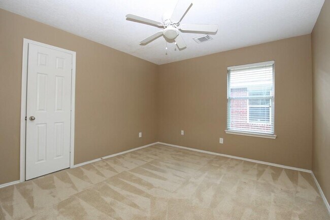 Building Photo - 14715 Country Rose Ln
