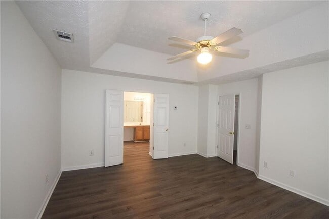 Building Photo - 2254 Caneridge Trail SW