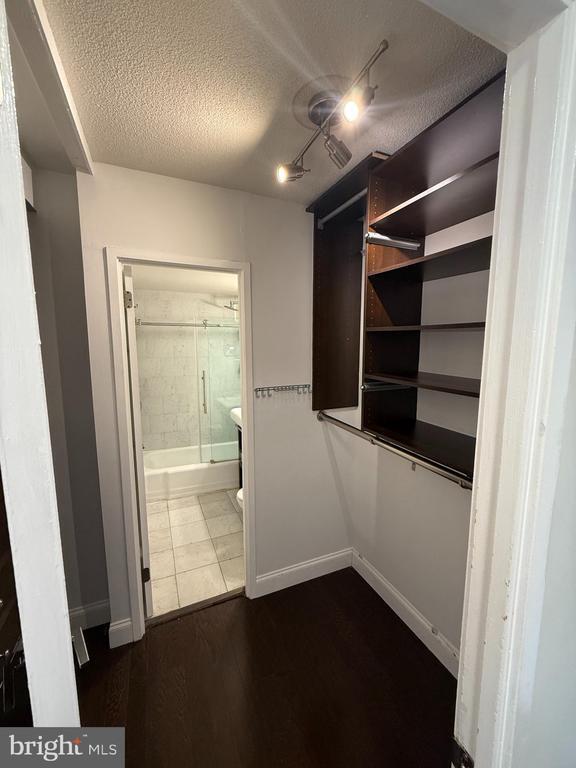 Building Photo - 1311 Delaware Ave SW