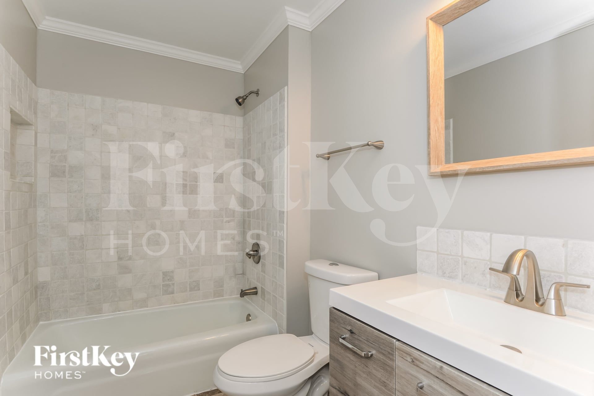 Building Photo - 524 Jasin Dr