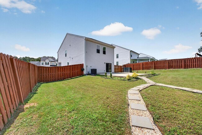 Building Photo - 5067 Captain Dr