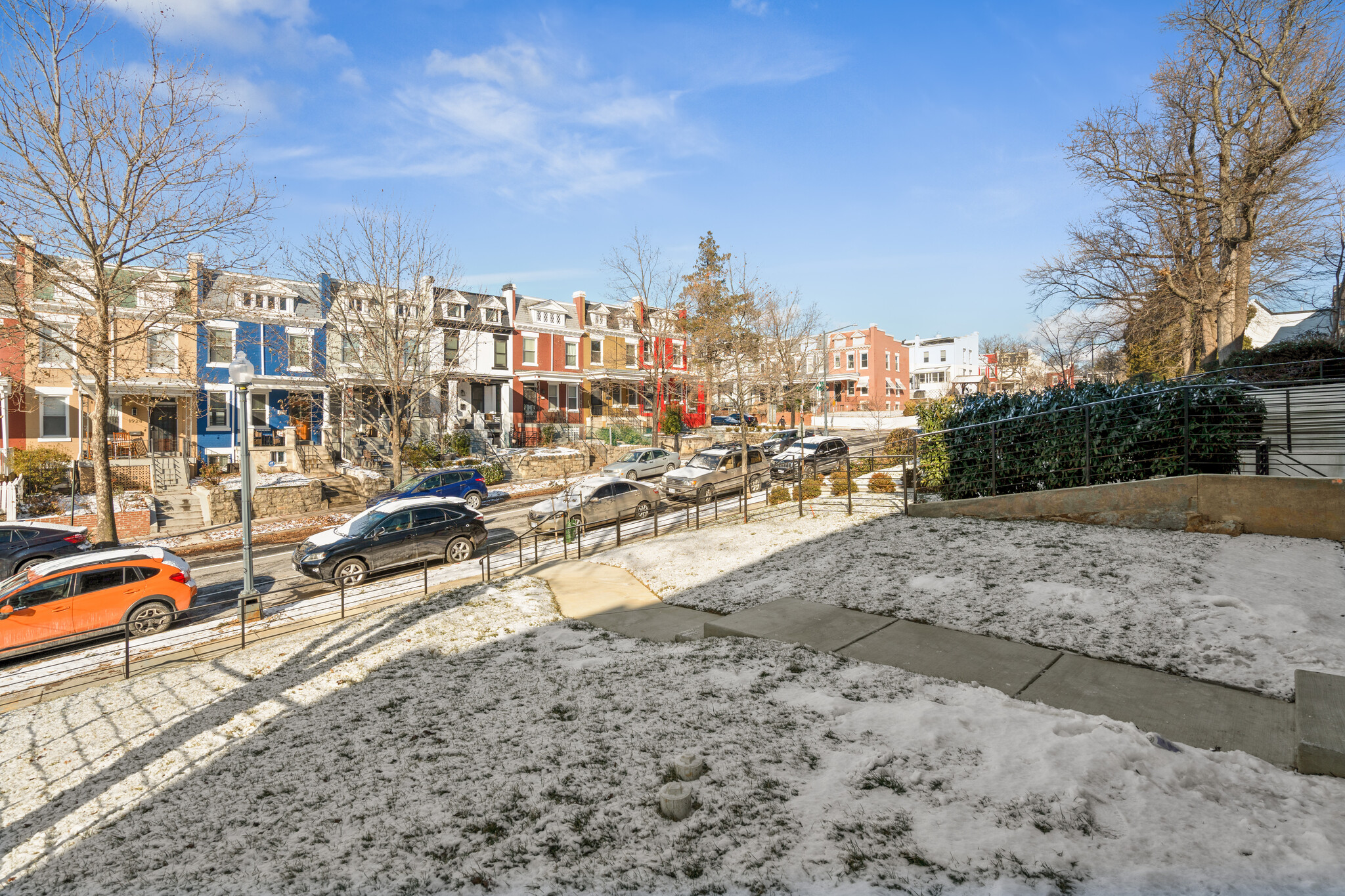 Building Photo - 1933 2nd St NE