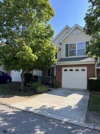 Building Photo - Charming 2 Bed, 2.5 Bath Townhouse in Nashville - Perfect Rental Opportunity!
