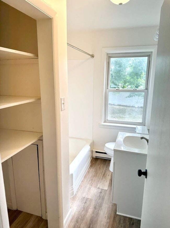 Building Photo - Beautifully Remodeled 2BR / 1.5BA Home – Private Setting with Scenic Farm Views