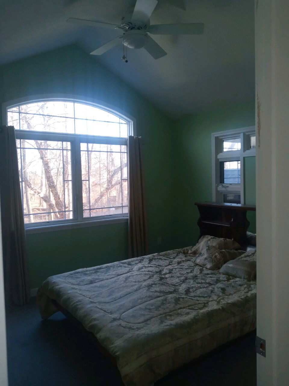 Building Photo - 2454 E Herbison Rd