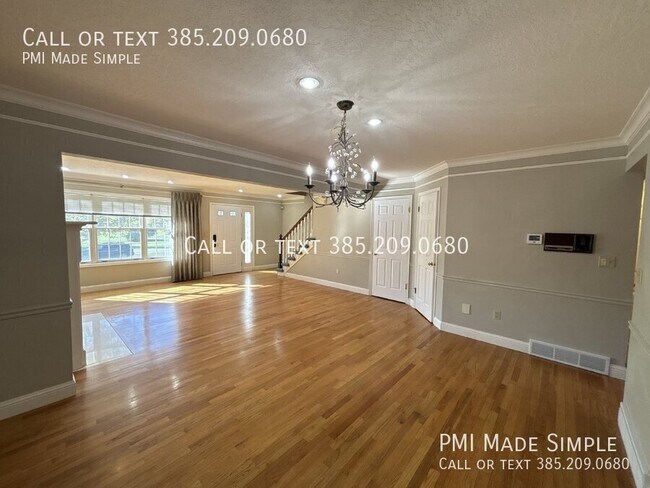 Building Photo - Fantastic 3-Bedroom Townhome in Provo