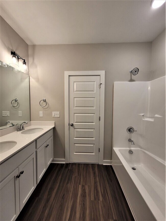 Building Photo - Home for Rent in New Market, AL!!! Available to View with 48 Hours Notice!