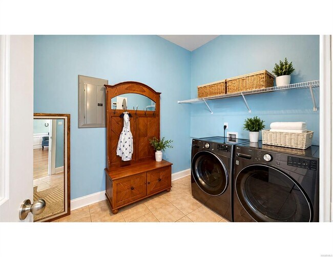 Building Photo - 1418 Tullahoma Dr