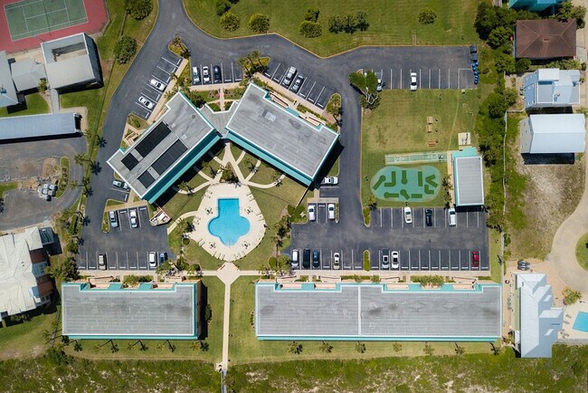 Building Photo - 6100 A1A S