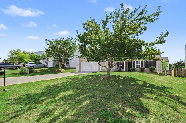 Building Photo - 1820 Meadow Crossing Dr