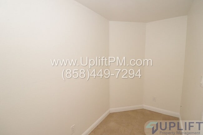 Building Photo - Jefferson Ave (772)