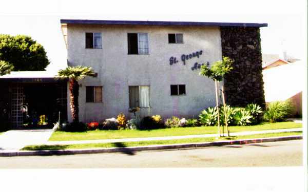 Building Photo - St. George Arms