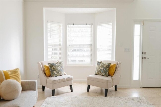 Building Photo - 340 Timber Gate Ct