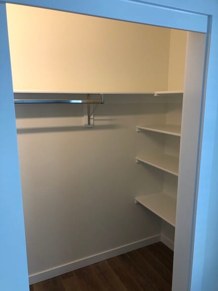 Building Photo - 10271 SE 40th Ave