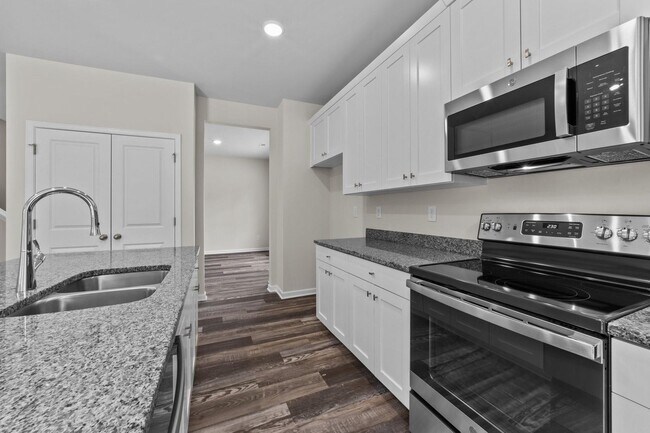 Building Photo - 1246 Stonewyck Dr