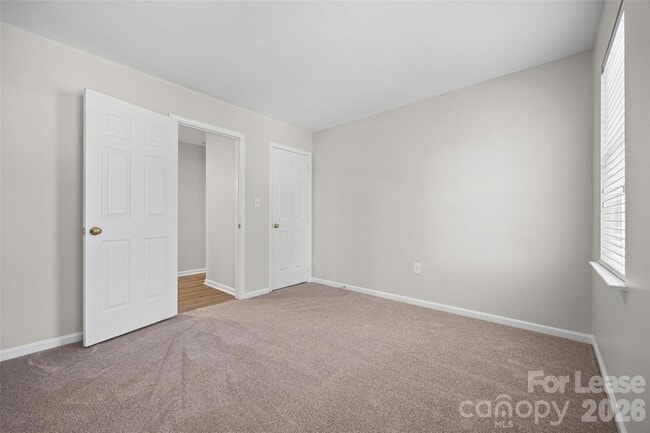 Building Photo - 10332 Bolton Ct