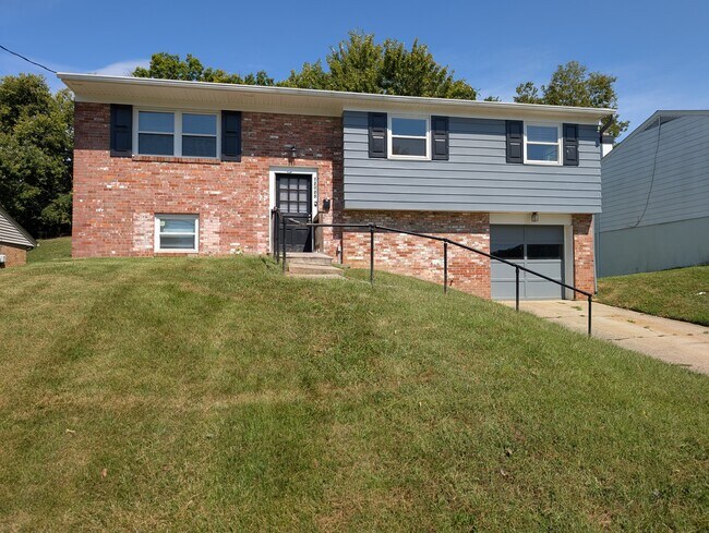 Building Photo - 12025 Marwood Ln