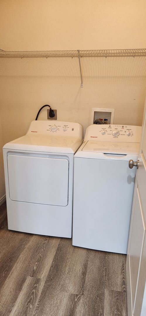 Building Photo - Beautiful 2 Bedroom Townhome in Herriman!!