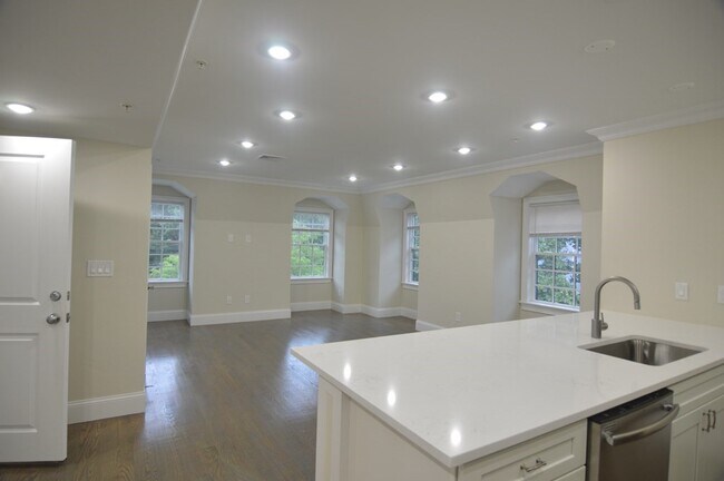 Building Photo - 3 Mendell Way