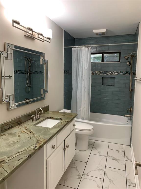 Building Photo - 3014 Eglantine Ct