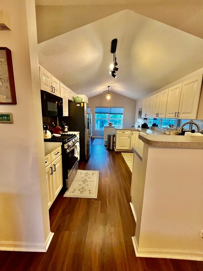 Building Photo - 2469 Wilton Ln
