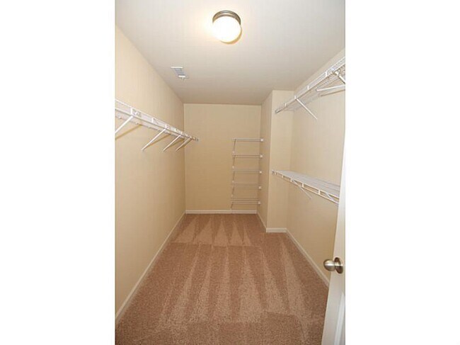 Building Photo - 10292 Quadrant Ct