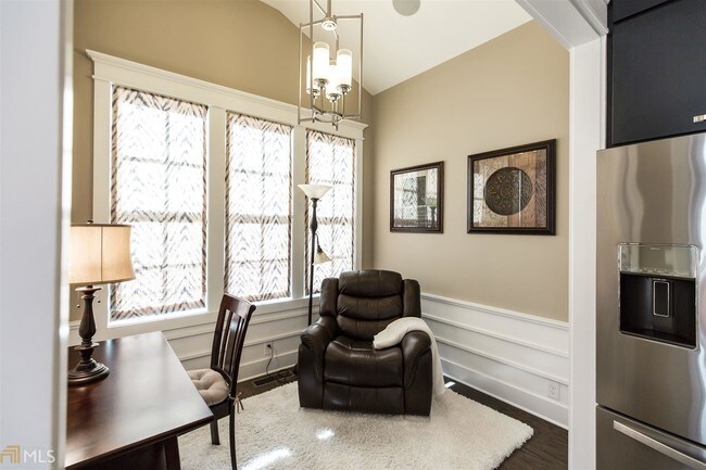 Building Photo - 3348 Turngate Ct