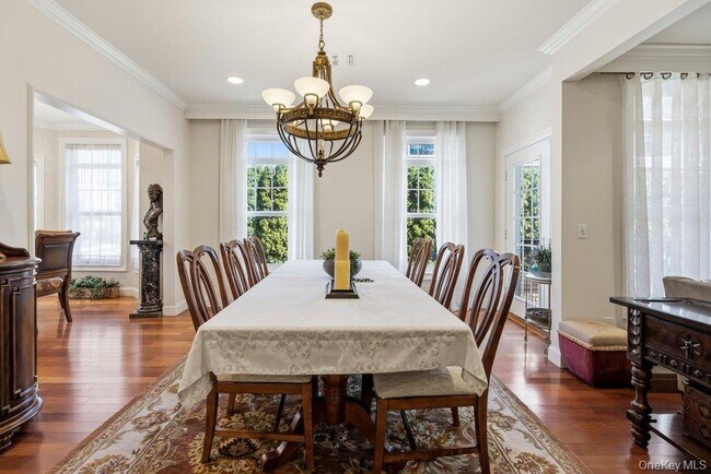 Building Photo - 336 Trotting Ln