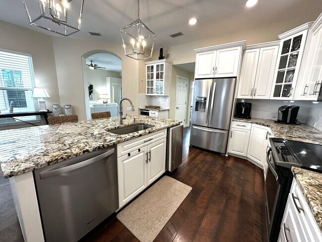 Building Photo - Furnished Six Month Rental - Gorgeous 3/2/2 Pool/Spa Home Tierra Verde