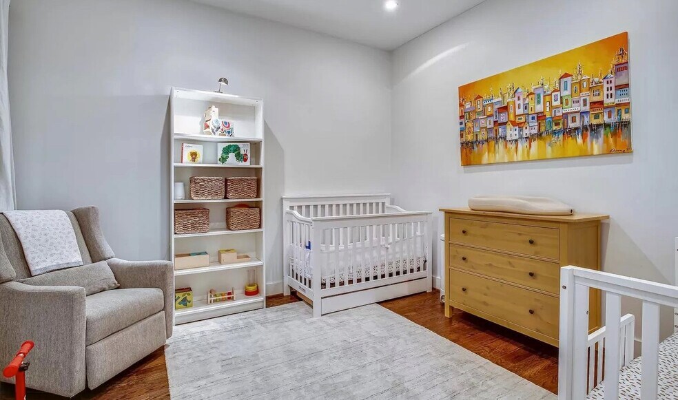 2nd Bed Room / Office - 730 Girard St NW