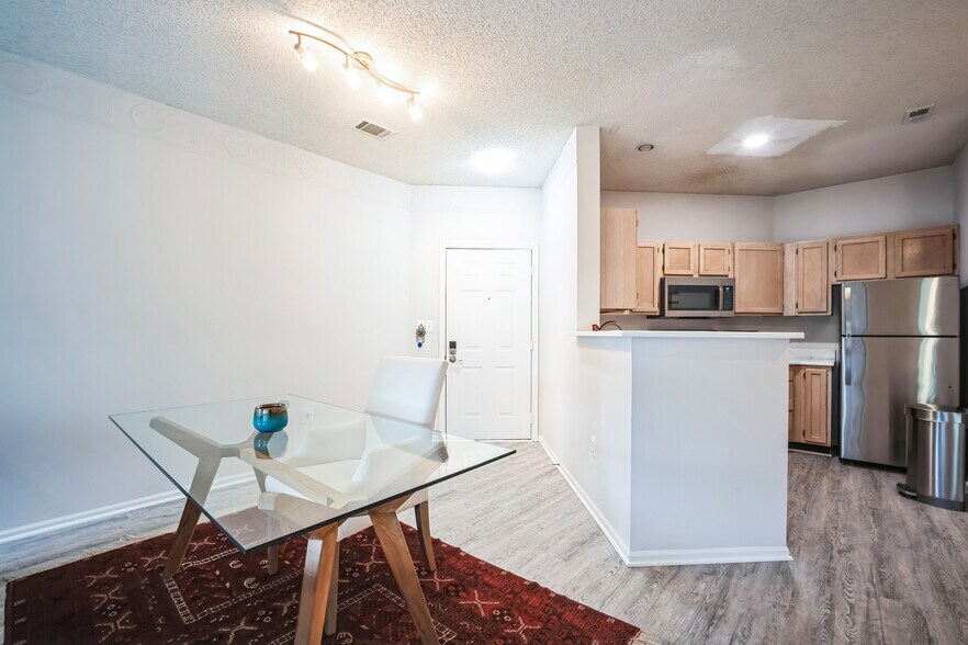 Building Photo - 14325 Climbing Rose Way