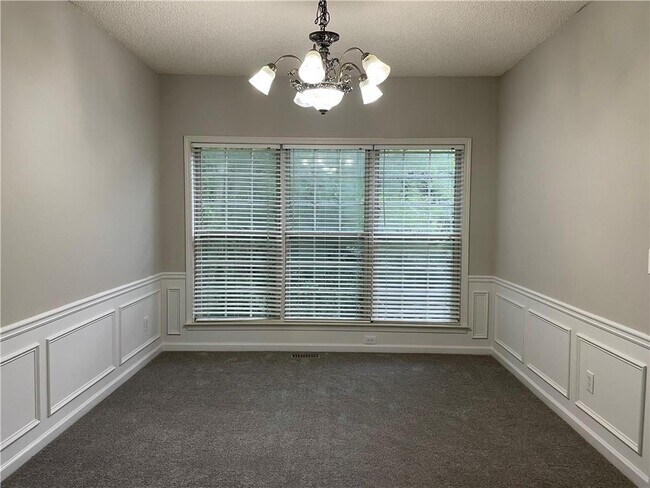 Building Photo - 2355 Black Rock Dr