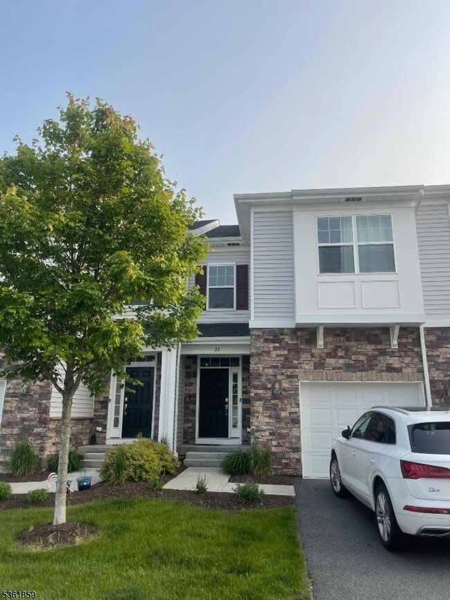 Primary Photo - 23 Colgate Dr